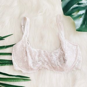 Victoria's Secret Lace Bra in Cream